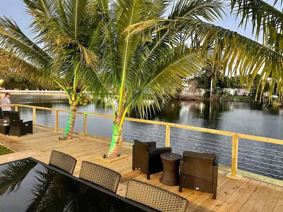 5-Star Lakefront Oasis In Hollywood-Hard Rock Casino Φορτ Λόντερντεϊλ Εξωτερικό φωτογραφία