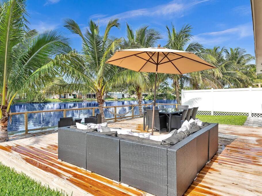 5-Star Lakefront Oasis In Hollywood-Hard Rock Casino Φορτ Λόντερντεϊλ Εξωτερικό φωτογραφία