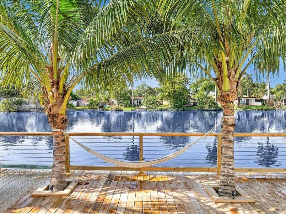 5-Star Lakefront Oasis In Hollywood-Hard Rock Casino Φορτ Λόντερντεϊλ Εξωτερικό φωτογραφία
