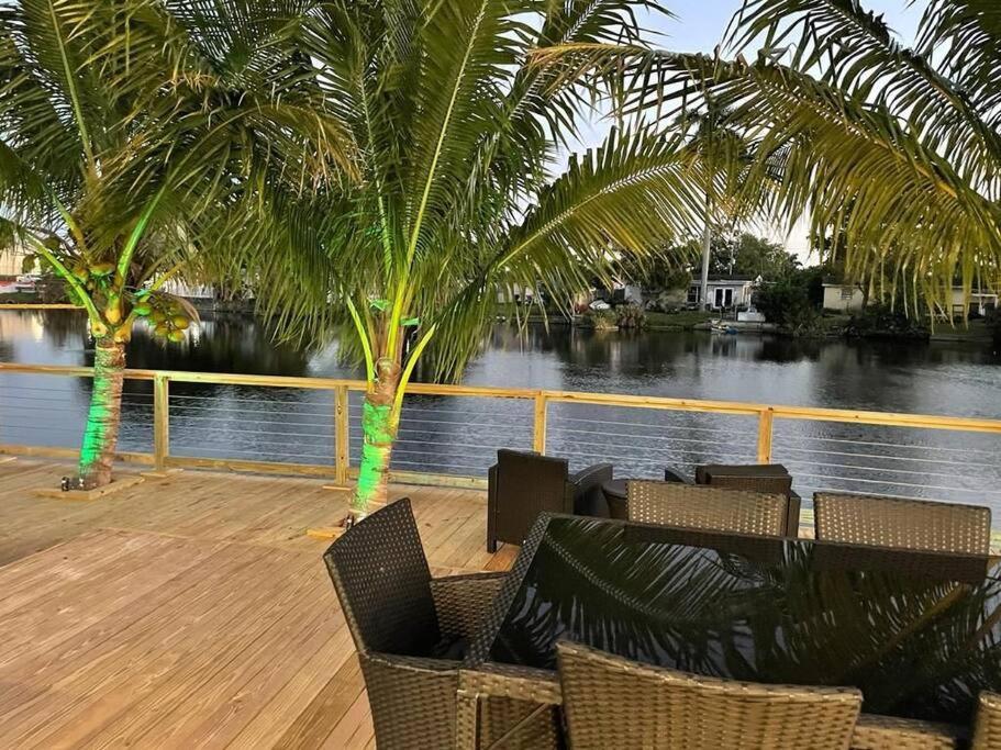5-Star Lakefront Oasis In Hollywood-Hard Rock Casino Φορτ Λόντερντεϊλ Εξωτερικό φωτογραφία